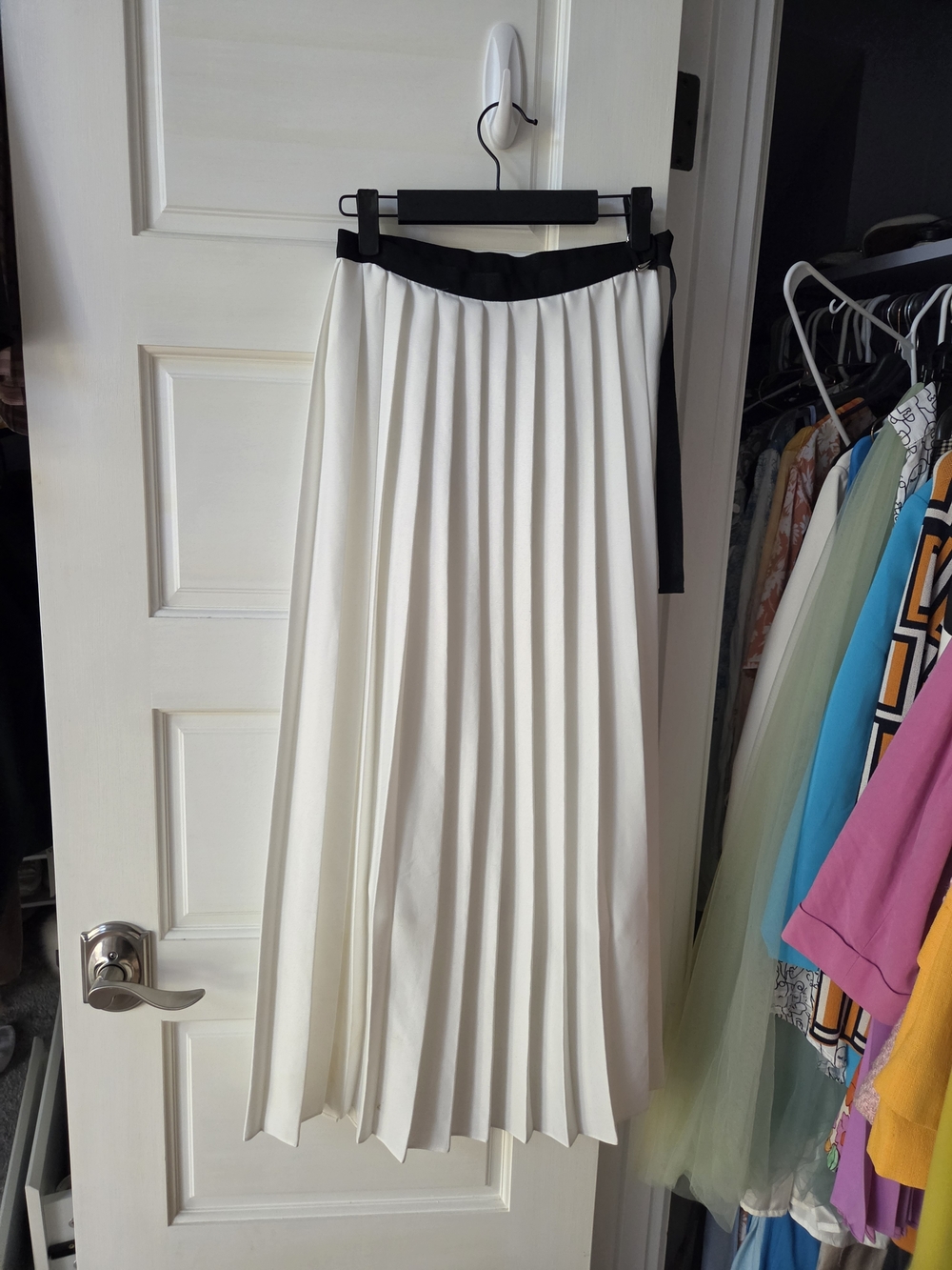 River Island White Pleated Midi Skirt with Black Waistband US 6